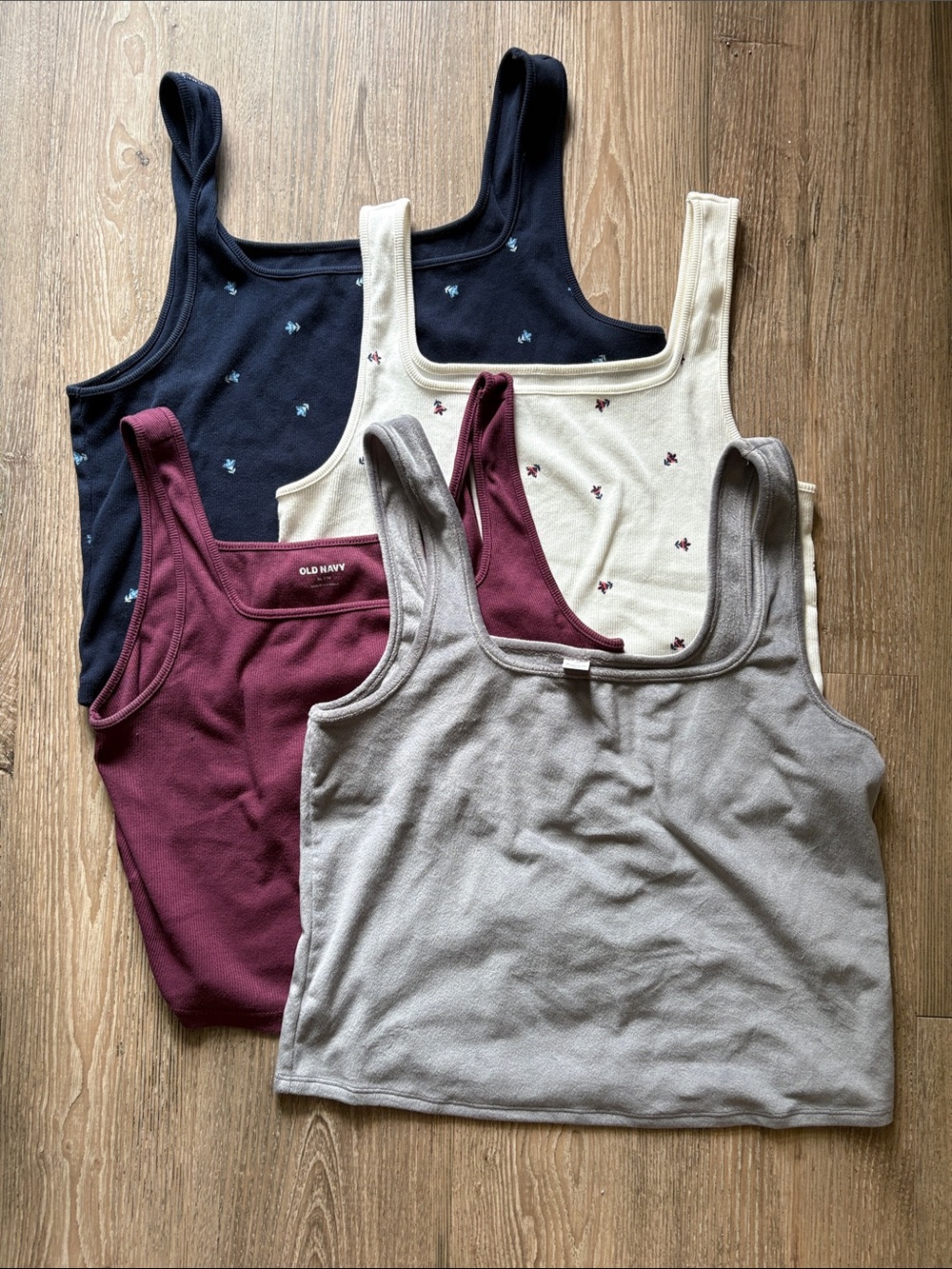 Old Navy XL Cropped Tank Top Set - Navy, Cream, Burgundy, Gray